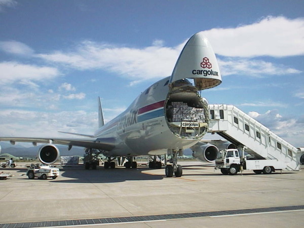 2. "A lot of freight gets shipped on commercial flights. One of these items were always called HR on the radios. HR was an abbreviation for 'Human Remains.' Some people die far away from where they want to get buried. They're packed in wood-framed boxes, so you would never know what was inside except by the strange shape of them."