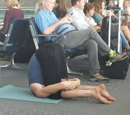 15 Insanely Funny People Spotted At The Airports Who Will Take You On A Laughter Spree! Someone Cover The Guy At No. 7