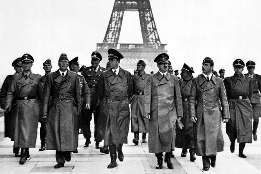 Nazis In Paris