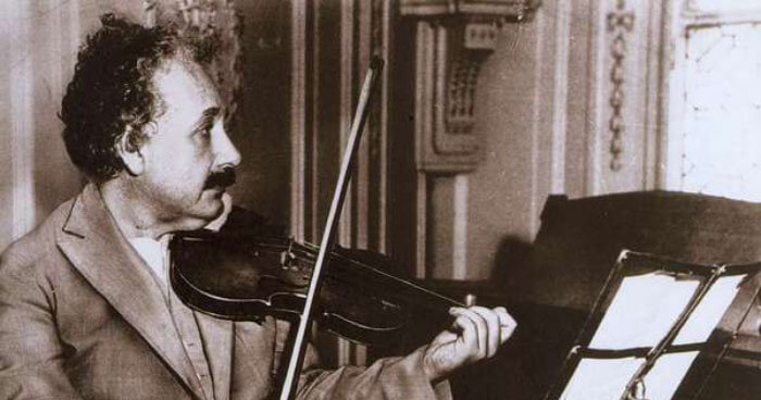 Einstein violin