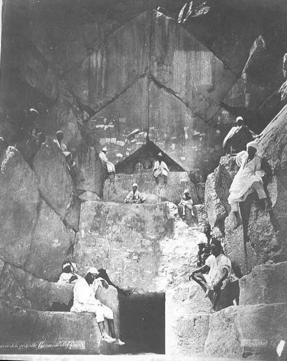 Entrance to the Great Pyramid og Giza image taken 1890s